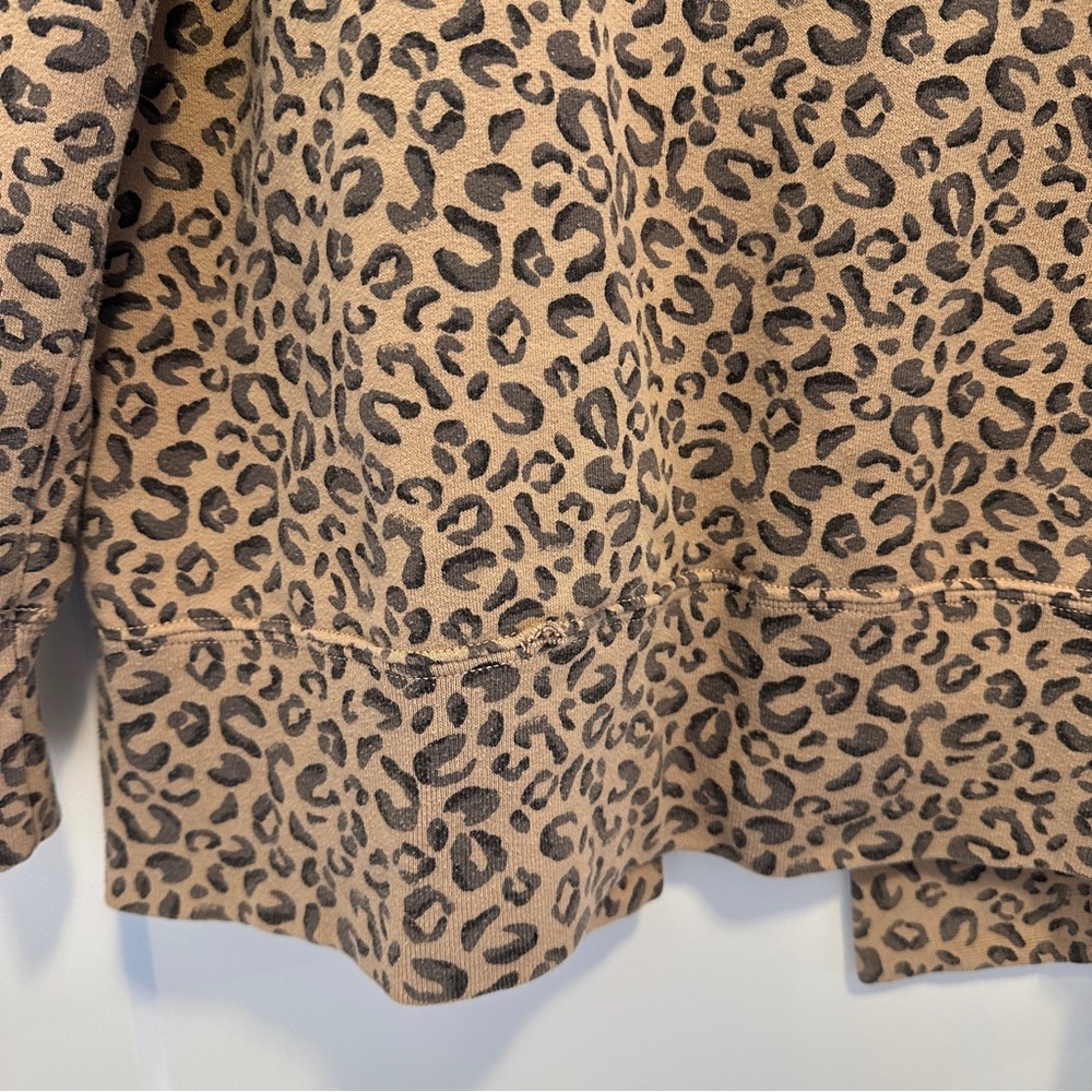 Abercrombie & Fitch Leopard Print Sweater Cardigan Size Small Women’s - Picture 9 of 12